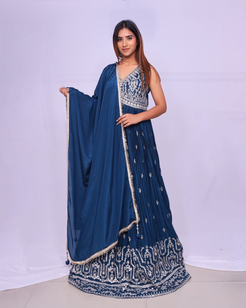 Elegant Full-Length Gown (Deep Blue)